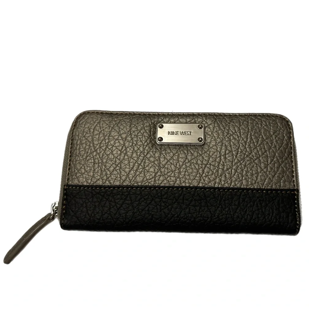 Nine West Wallet‎